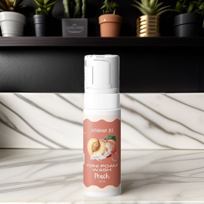 Vitamin B5 and Hyaluronic Acid Yoni Wash for Women's Hygiene N.W 60ML/150ML/250ML/OEM